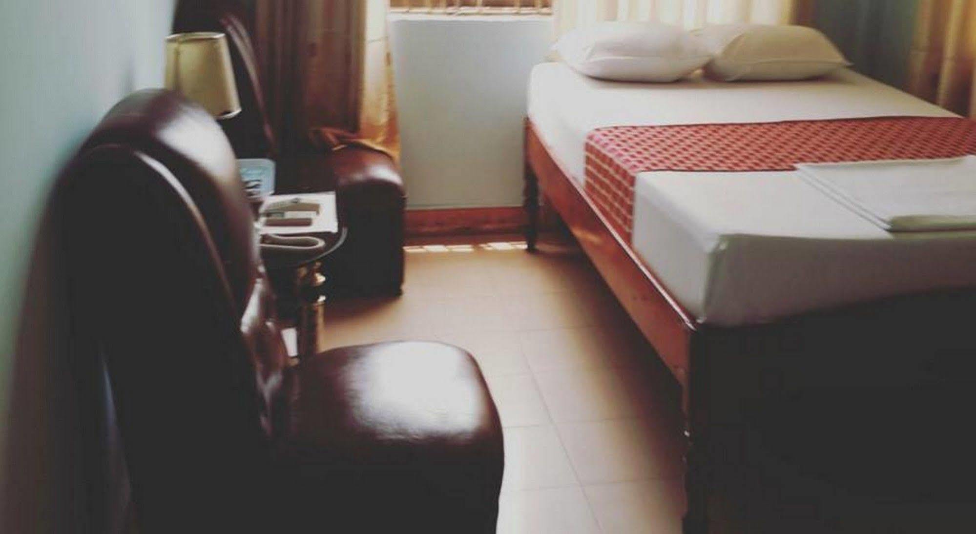 Phong Nha Hotel Hue Luaran gambar